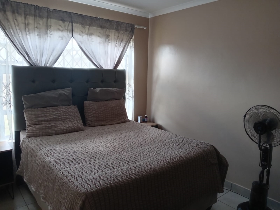 3 Bedroom Property for Sale in Ellaton North West